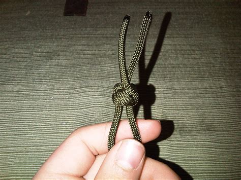 How to start a lanyard lace. How to Tie the Lanyard Knot : 6 Steps (with Pictures) - Instructables