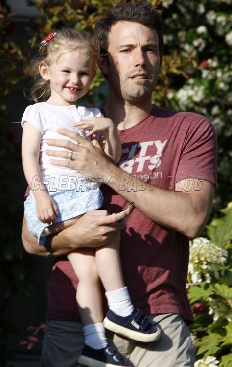 Violet affleck is taller than her mom jennifer garner and also looks like her twin in latest outing. Violet Affleck's double dropoff - Moms & Babies ...
