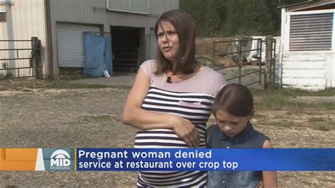 What are they, trash zombies? Pregnant Woman Denied Service At Restaurant For Wearing ...