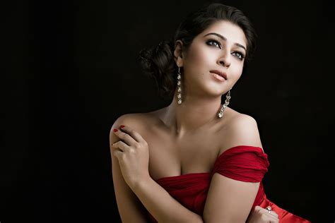 This is a list of indian movie actors and actresses born, brought up or settled in australia. Top 20 Hot, Beautiful TV Actresses In India | Sexy Bahus of Indian Television 2015 | Reckon Talk