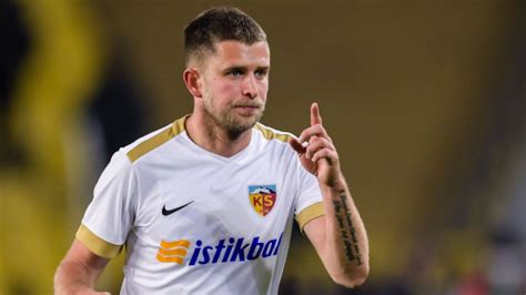 Highlight after long season euro a matter of fitness? Artem Kravets - Spielerprofil 20/21 | Transfermarkt