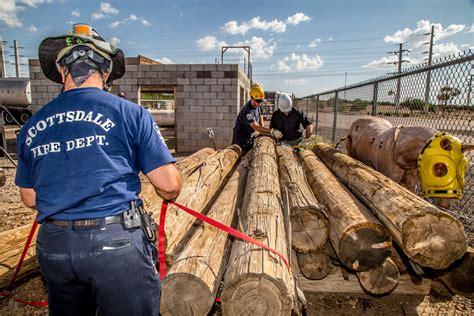 Custom fence and gate specialist. HALTER Project | Media Kit