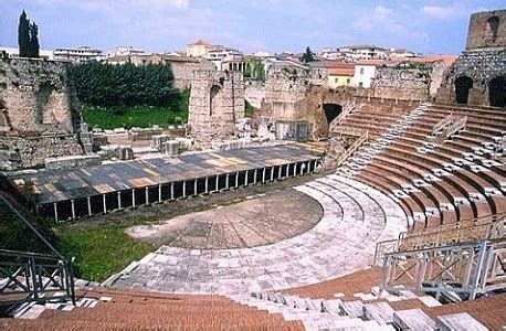 Storia del teatro romano di benevento. Musei Gratuiti Napoli e Campania prima domenica del mese ...