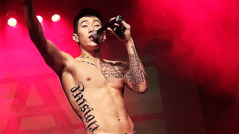 Adivinhe a música pelo stage! jay park gif abs | Tumblr