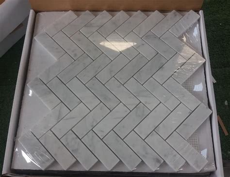 Based in toronto, canada, anatolia provides its partnering distributors access to enormous inventory as well as superior service beyond industry standards plus complete logistic services. Bianco Carrara Herringbone | New homes, Bianco carrara, House