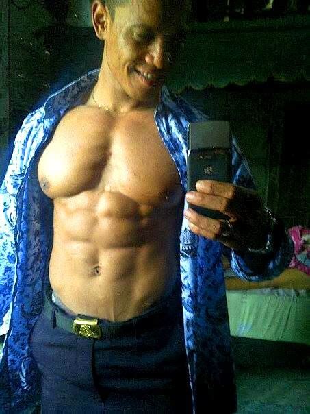 The latest tweets from @yogaganteng92 Rian Anton, Polisi Paling Sixpack & Muscle | Sixpack Magazine