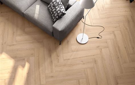 England stone porcelain tile 0328. Breath 22.5x90. Oak plank look porcelain tiles. Slip ...