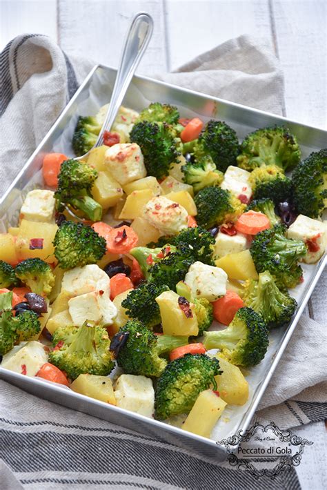 Questa ricetta dei broccoli al forno diventerà un piccolo trucco per far mangiare la verdura ai vostri bambini*. Broccoli al forno