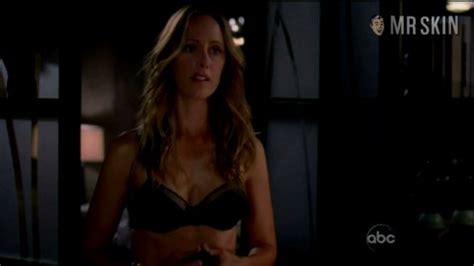 Kim raver in una scena dell'episodio 'chapter thirteen: Kim Raver Sex Scene - Only Sex Website