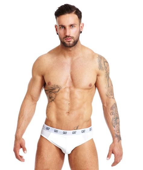 Bringing a designer flair to multi pack socks and underwear, jeff banks presents an ideal collection to suit every wardrobe. CR7 underwear now at Banglads.com | Men and underwear