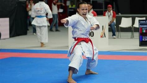 Viviana bottaro e mattia busato nel kata, luigi busà nel kumite 75 kg e angelo crescenzo nel kumite 67 kg. Karate, Mondiali a Madrid: Bottaro e Busato in finale per ...