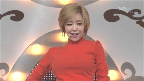 Brown eyed girls (브라운아이드걸스) ga in (가인) korean. 121007 인기가요 가인 피어나 - YouTube