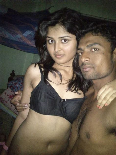 A perfect girlfriend loves her guy more than anything. Beautiful College Girl Nude Fun With Boyfriend | Indian ...