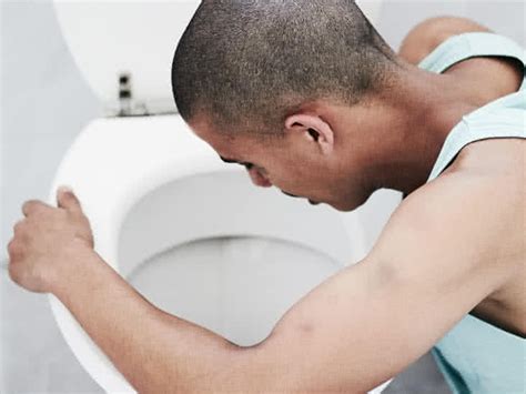 Последние твиты от women on the toilet (@women_toilet). Throwing Up Bile: Causes, Treatments, and Complications