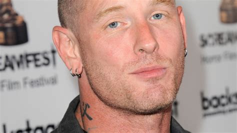 Corey taylor wanyk mask from birth of the cruel (video) thesecondnaturews. Corey Taylor rejoint HALESTORM pour une reprise de TEMPLE ...