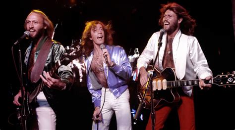 Hbo max, due out in april, will need at least 15 million subscribers to break even on the cost of programming for the platform, the firm estimated. Bee Gees | Documentário da HBO tem trailer divulgado | UCSfm