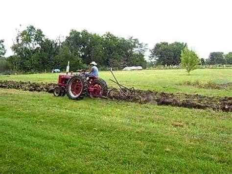 Maybe you would like to learn more about one of these? My 500 dollar Farmall H plowing deep - YouTube