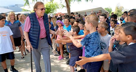 Tom flores on radio says, the raiders right now are so inept in everything they're doing. that about sums it up perfectly. A SUSD Welcome for Home Town Hero Tom Flores - The Sanger ...