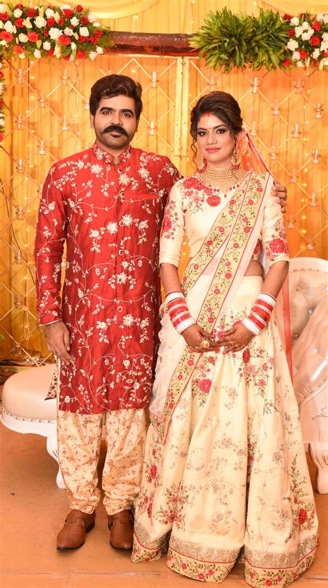 Sajan soorya , malayalam pembe dizilerinde çalışan hintli bir aktördür , malayalam televizyonunda genellikle süper yıldız olarak anılır. Wedding bells for telly actor Deepan Murali | Kochi News ...