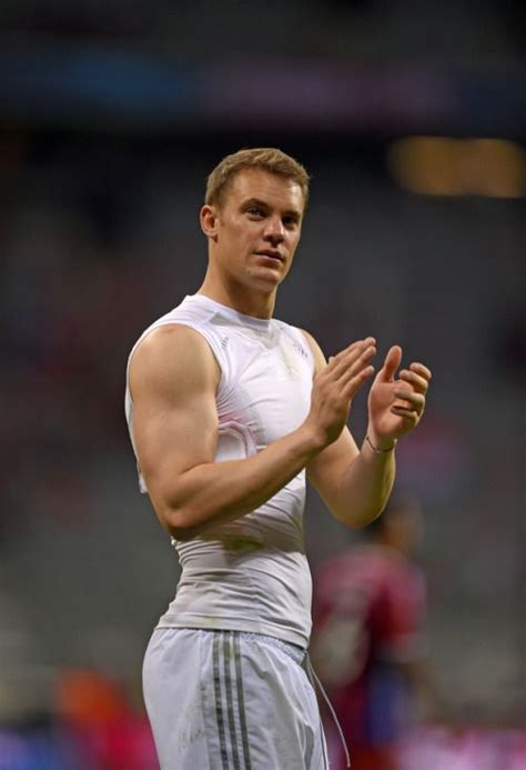 Kennen sie schon das tattoo von manuel neuer? Euro 2016, un bono al giorno - ecco il tedesco Manuel ...