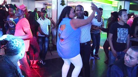 Una sesión de fotos en valencia con andrea y leandro bailando bachata. Baile de Bachata | Parejas Bailando en La Republica ...