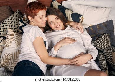 In our post, we discuss the sleeping habits of those who share participants who shared a bed with their fluffy friends averaged 6 hours and 27 minutes of sleep a night, while those who preferred. Couple Sex Pregnancy Images, Stock Photos & Vectors ...