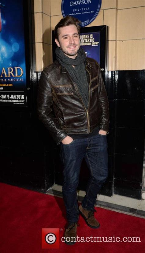 Farnworth was brought up just outside halifax in hebden bridge, west yorkshire, but moved to sidmouth in devon when he was fifteen. Oliver Farnworth - The Body Guard Press Night | 3 Pictures | Contactmusic.com
