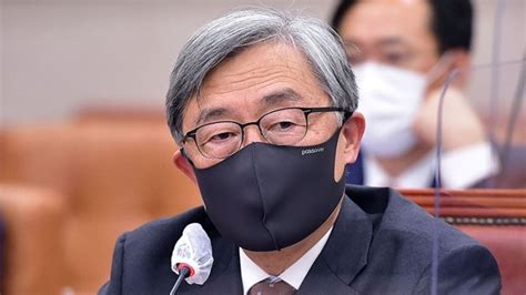 입양의 목적은 소아와 입양 가족에게 평생의 안전을 제공하는 것입니다. 조수진 "아이를 가슴으로 낳는 것이 입양"…두 아이 입양한 ...