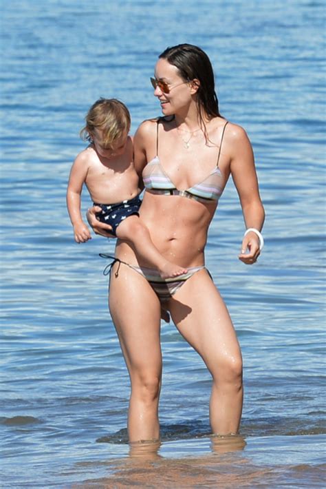 (i'm the building), wilde tweeted from her personal account along with an adorable picture cradling her son. Olivia Wilde & Jason Sudeikis Enjoy Family Vacation in ...