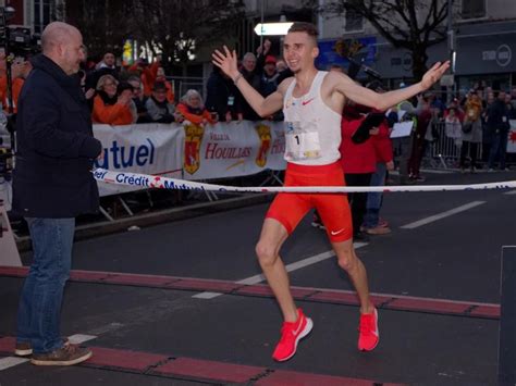 Make your home your own with our wide selection of classic and contemporary wallpapers. Julien Wanders en lice à Valence sur 10 km | Swiss Athletics