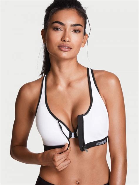 As for the sports bras, i am absolutely in love with the lightweight by victoria's secret sport bra. Kelly Gale - VS Photoshoot, February 2018