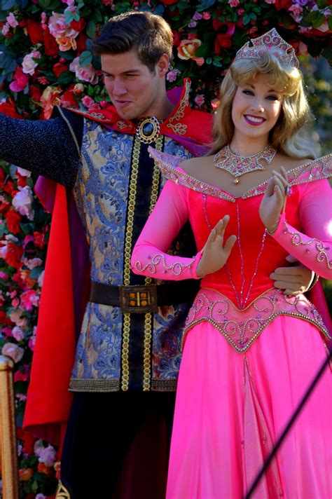 What is this guys name? Princess Aurora and prince Philip | Disney, Disney cosplay ...