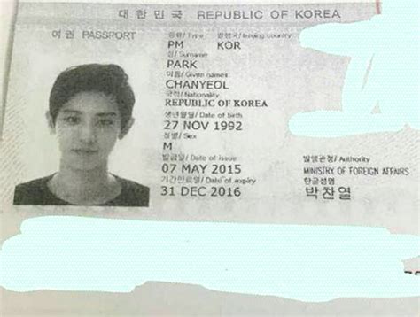 @paspor1 look and lets follow us! Foto Terbaru Paspor Chanyeol EXO Sukses Bikin Netter ...