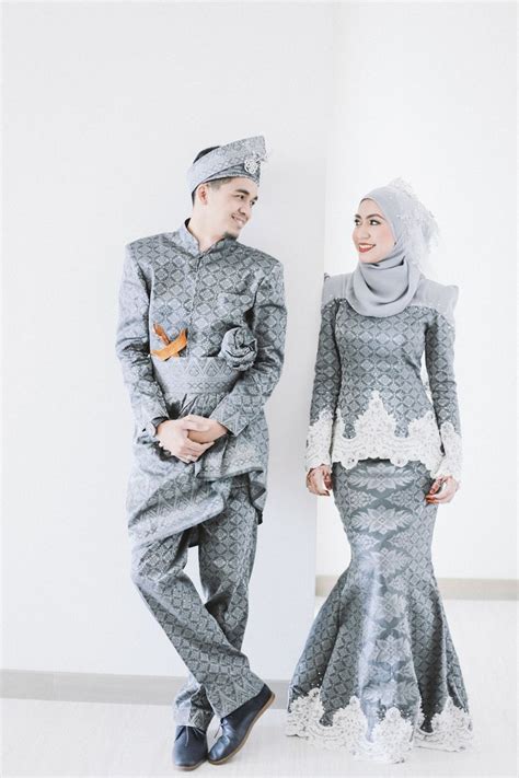Tipikal orang malysia kalau kahwin dengan orang melayu tu, bini kau confirm dah sepuluh tahun spendar, coli dah. 36+ Baju Pengantin Songket Mint Green, Modis Dan Cantik