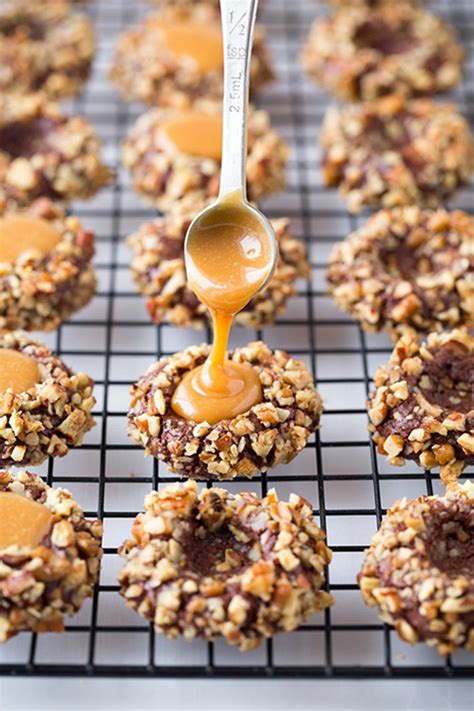 From sugar cookies to gingerbread and i've compiled some of my favorite christmas cookie recipes from the handle the heat archives and from my favorite trusted bloggers all below. The Best Christmas Cookie Recipes {and 200+ Other ...