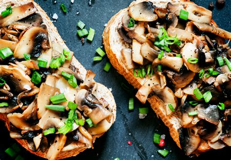 Check spelling or type a new query. Antipasto con i funghi: 5 ricette