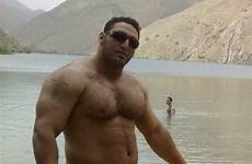 beefy butch bears muscular peludo pec homens guys ursos urso bodybuilders thighs