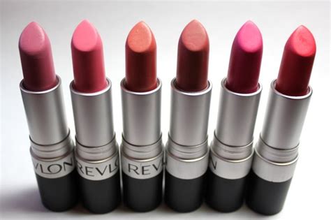 0.15 ozrevlon matte lipstick delivers moisture rich matte color that wont fade or feather. The Perfect Cat Eye and Matte Lip | Revlon lip, Revlon ...