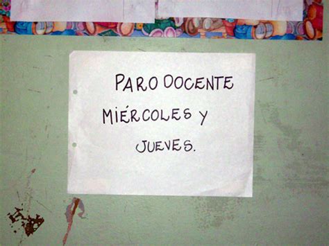 La escuela imitó el accionar del gobierno porteño y decidió incumplir con un dnu nacional para adoctrinar docentes. Confirmado paro docente para miércoles y jueves - Noticias ...