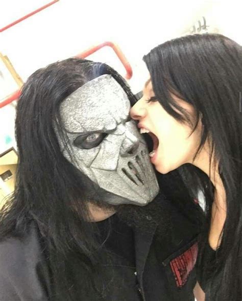 Stephanie luby is a former celebrity wife; Mick and his wife | Mick thomson, Slipknot, Slipknot corey ...