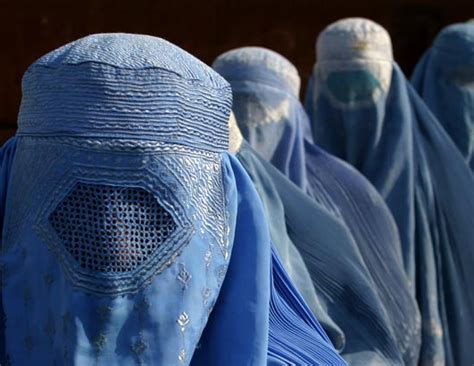 6 may 2021) read more ablogando: O cair da burka... deles