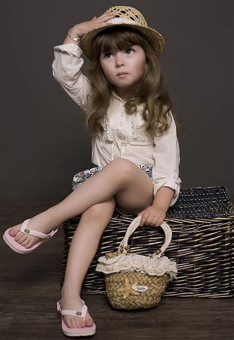 Consulta el calendario del 2012 y de otros años en un formato manejable. Fashion Kids. Блоги.