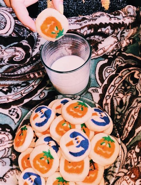 A low carb christmas cookie bursting with flavor! Nothing like some milk and cookies | Fall halloween ...