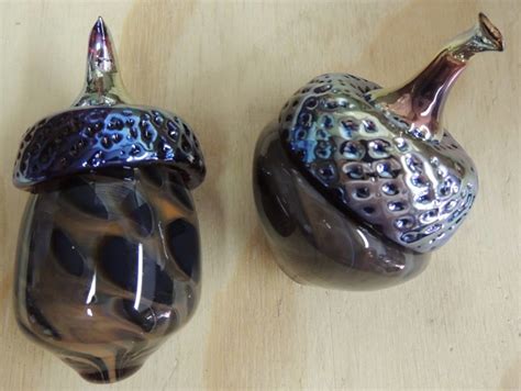 Jan 25, 2020 · this method also works well on flat glass surfaces, like serving trays. Hand Blown acorns by Rhonda Baker | Hand blown glass, Hand ...