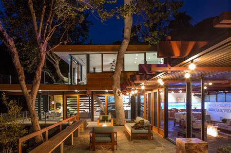 This post and beam home in denver, colorado, is now open and inviting thanks to a renovation that focused on bring the home back to its they had the drywall repaired and the flooring throughout the house redone in red oak common #1, a popular hardwood choice during the mid century. A 1950's Post & Beam Home Gets a Modern Addition