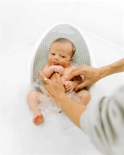 Primo eurobath baby bath tub has a uniquely shaped base with 3 built in posts to keep a baby from sliding down. 5 Hacks for Stress-Free Baby Bath Time | Hello Fashion