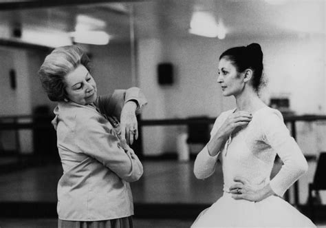 La fracci è nata a milano il 20 agosto del 1936, ha studiato alla scuola di ballo del teatro alla scala con vera. Gli 80 anni di Carla Fracci - Corriere.it