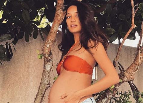 Actress lisa haydon shared a picture with her husband dino lalvani and her son zack while she celebrates her second wedding anniversary. Lisa Haydon Expecting A Daughter With Husband Dino Lalvani ...