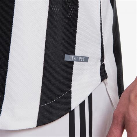 Barcelona maintain the design of the vertical blue and granite bars which give name to their historical nickname. Juventus 2021-22 Adidas Home Shirt | 21/22 Kits | Football ...