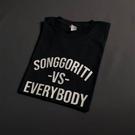 Maybe you would like to learn more about one of these? Kaos Baju Tshirt Pakaian Pria Vs Everybody | Kaos Jakarta ...